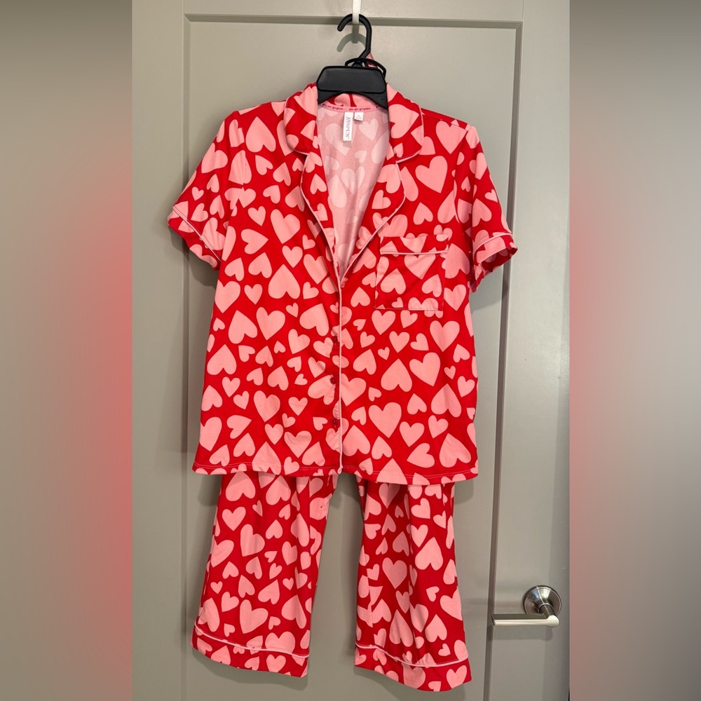 Joyspun Valentines Pajamas-4 piece set; size Medium 8-10